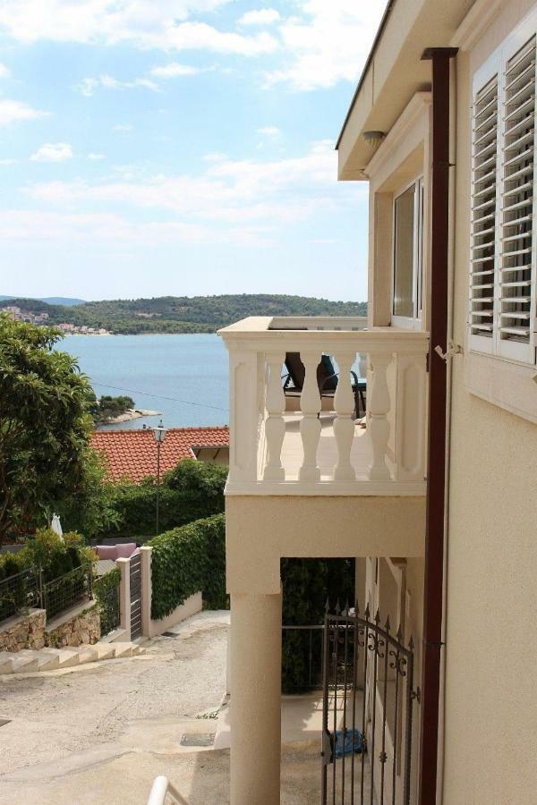Villa Lizzi Trogir Exterior foto
