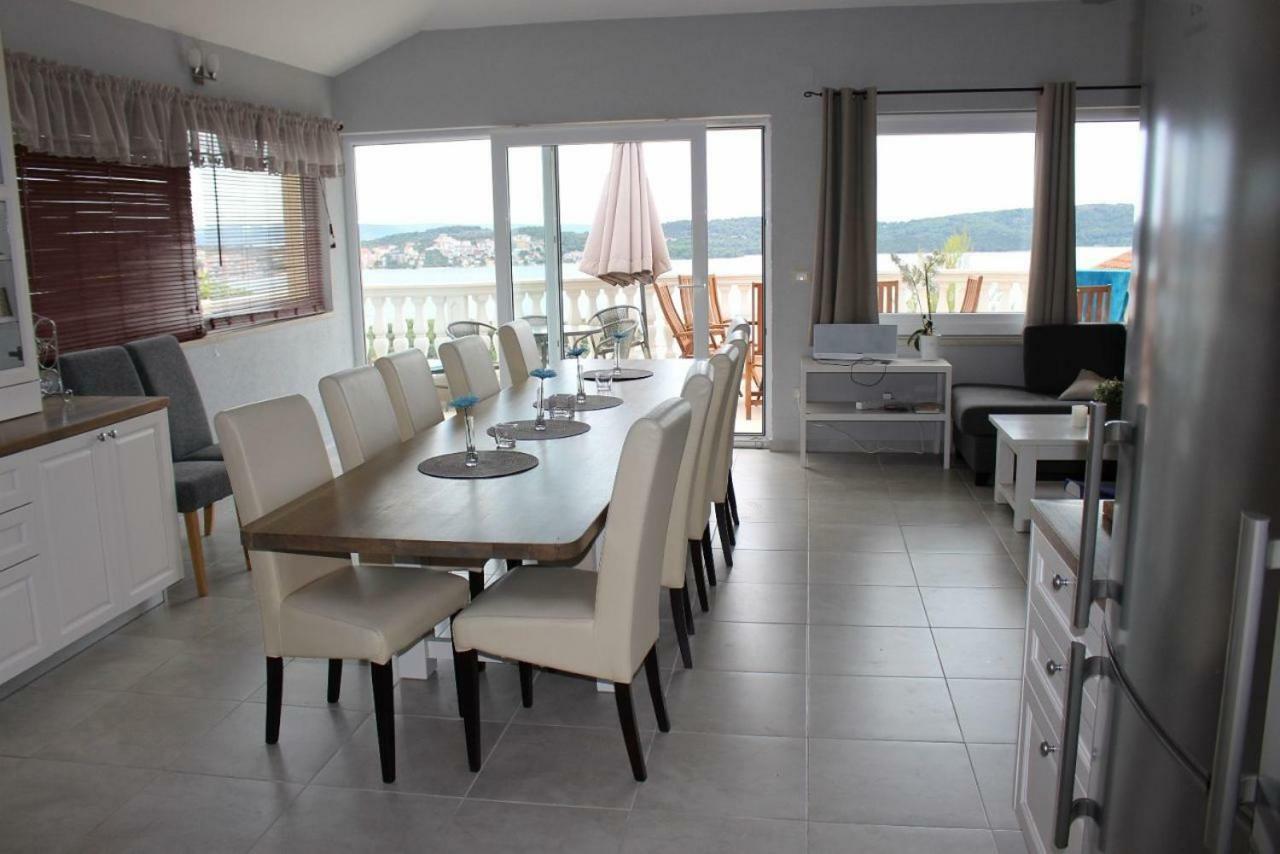 Villa Lizzi Trogir Exterior foto